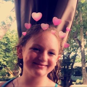 Meet your Posher, Raylynn